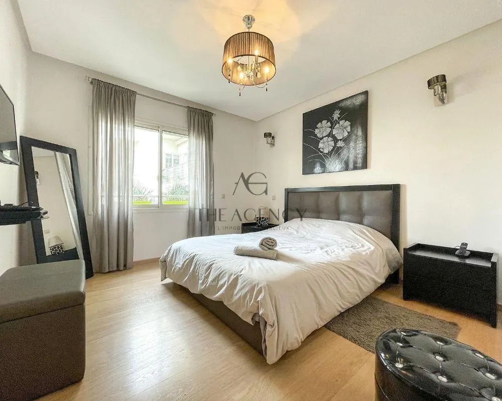 Luxueux Appartement Bay View Dans Une Residence Avec Magnifique Jardin 카사블랑카 아파트