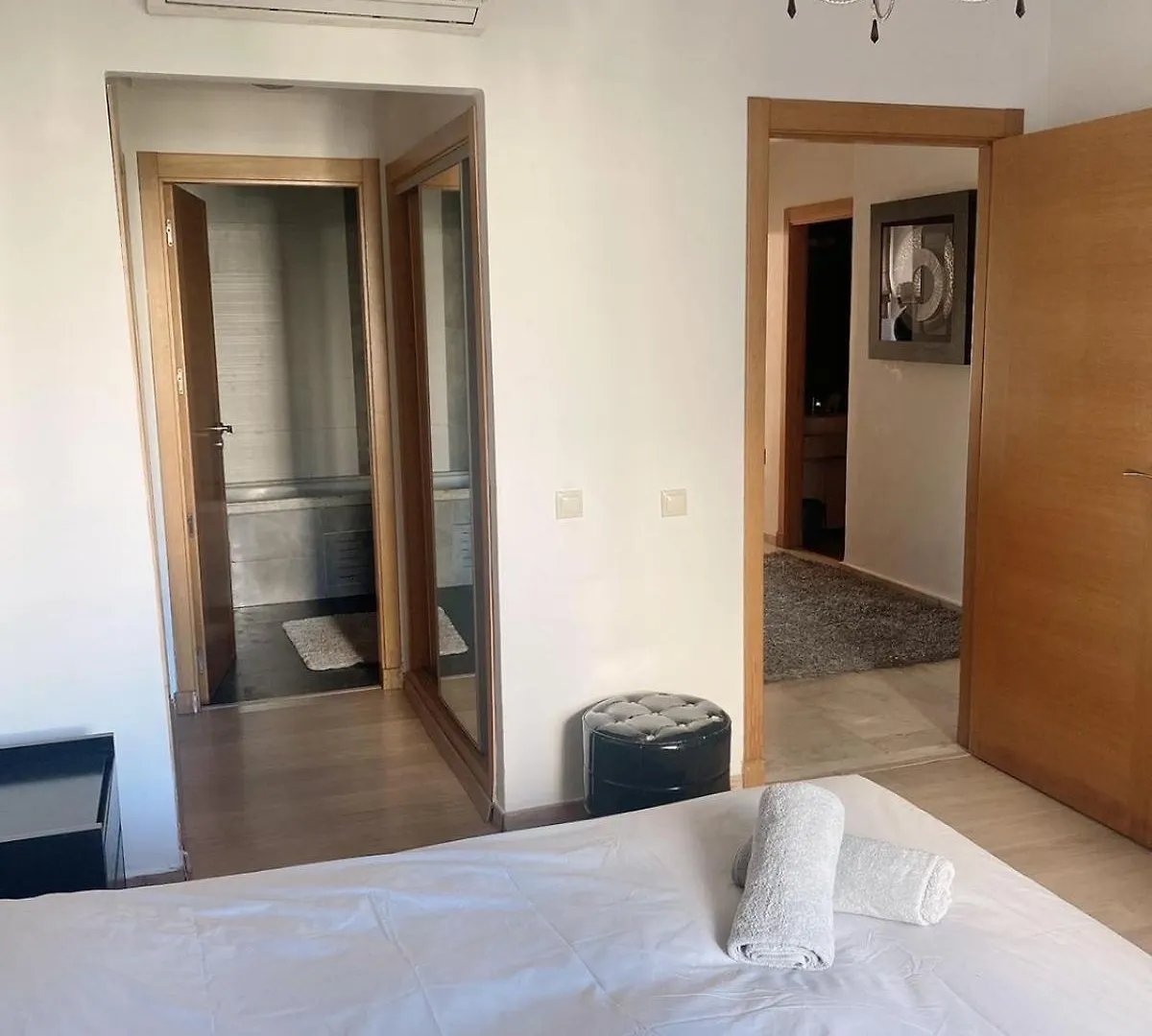 Luxueux Appartement Bay View Dans Une Residence Avec Magnifique Jardin 카사블랑카 아파트